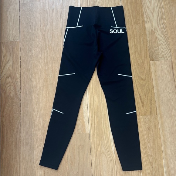 Nike x Soul Cycle Black Leggings - Picture 6 of 6